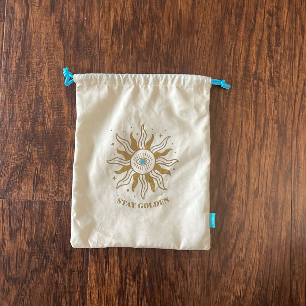 IPSY Stay Golden Pouch